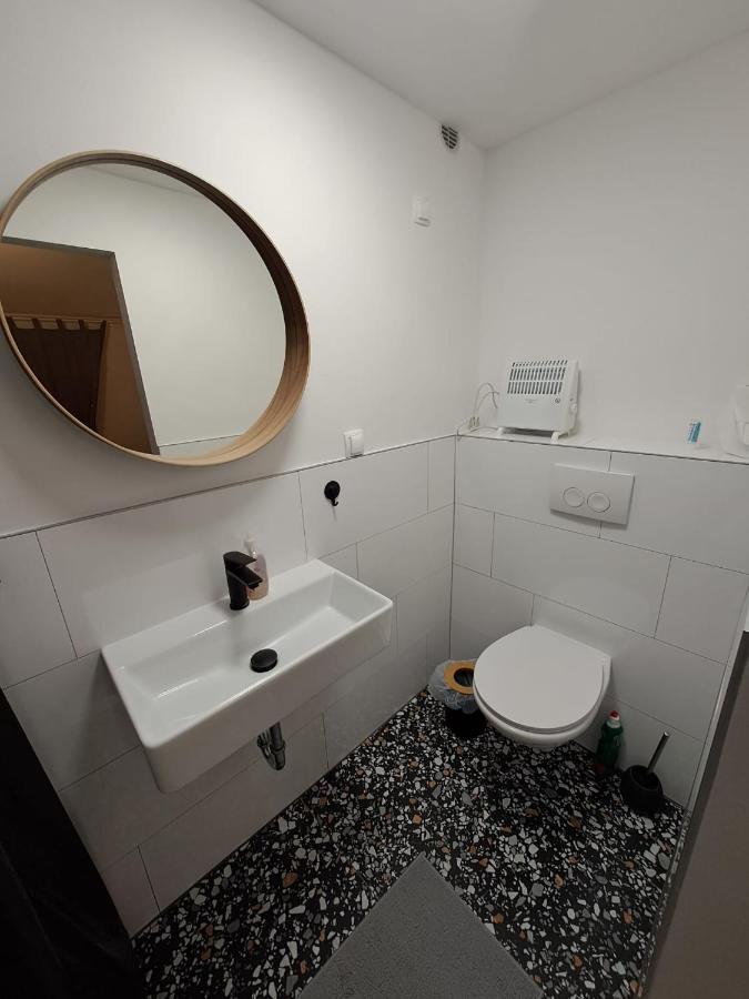 Soba Dvori Apartment Zaprešić Exterior foto