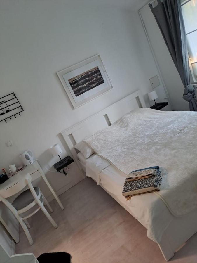 Soba Dvori Apartment Zaprešić Exterior foto