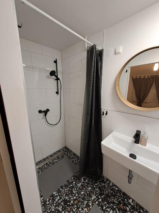 Soba Dvori Apartment Zaprešić Exterior foto